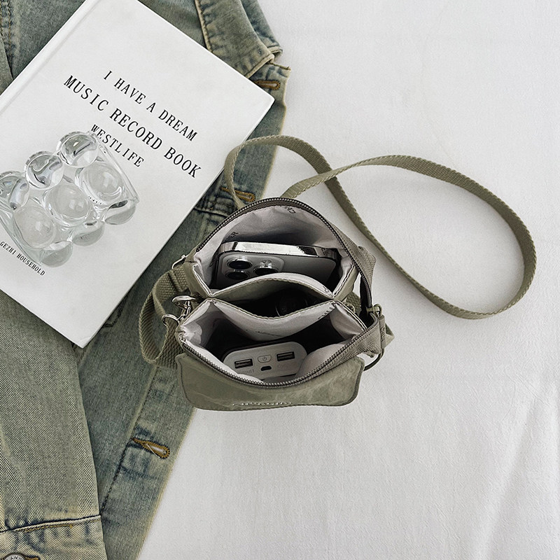 Summer Portable Walking Phone Bag for Women 2025 New Exquisite Small Shoulder Bag Mini Bag Multi-Layer Small Crossbody Bag