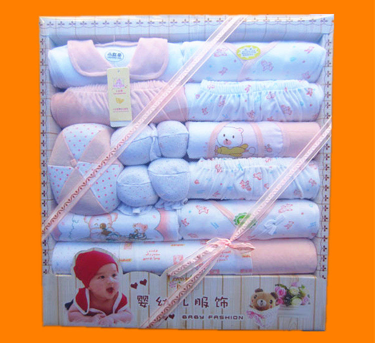 Coffret cadeau pour bébé - Vêtements + Accessoires - Ref 1955189 Image 17