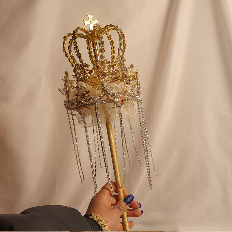 Bride Marriage Network Red Wedding Studio Picture Prop Creative Handle Queen with Flower Scepter Wedding Rod