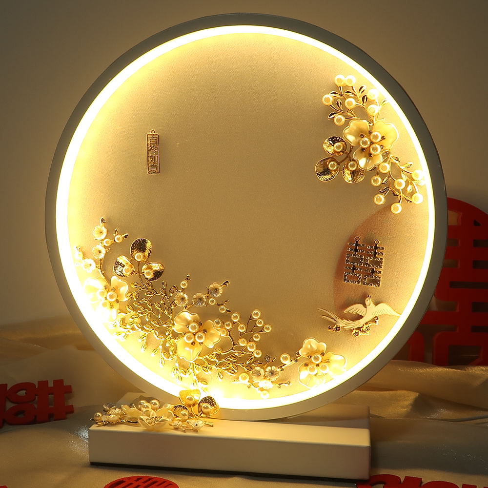 New Chinese wedding table lamp long lamp gives a welcoming handmade material package accompanied by the bedroom lamp