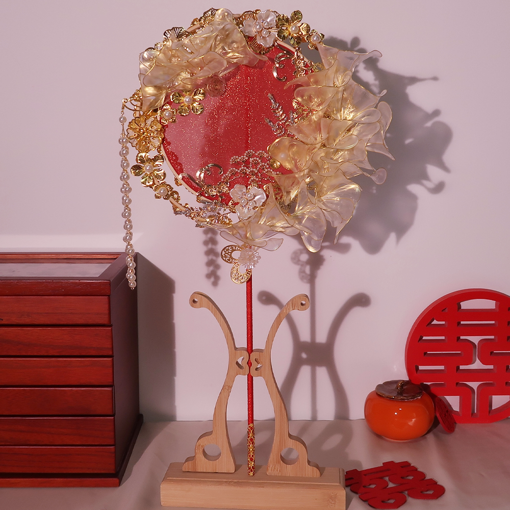Bride fan fan-style wedding gift red Xiuhe fan ancient fan wedding wedding wedding fan handmade diy material package