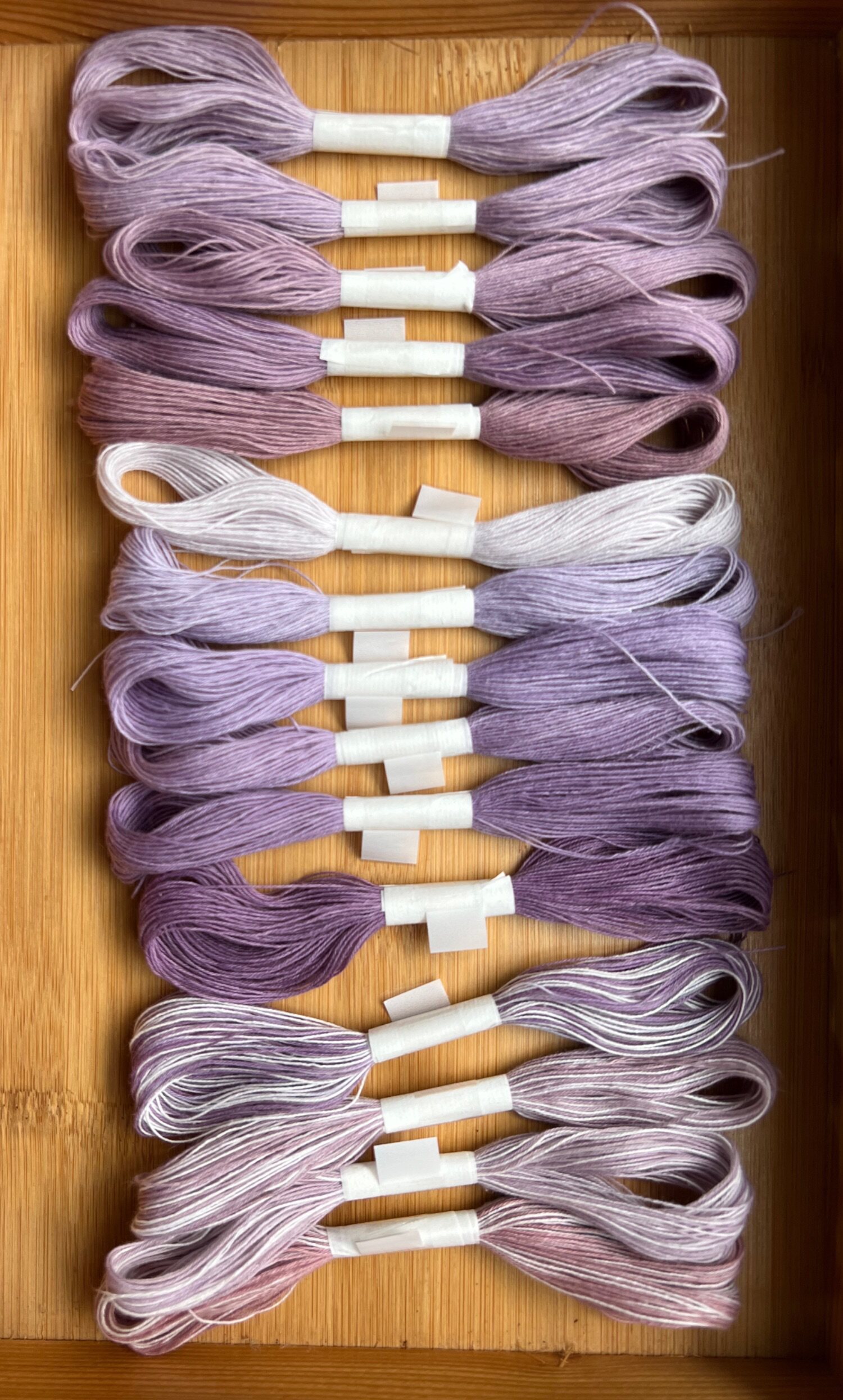 mango Temari ball plant-dyed cotton thread plant-dyed thread micro-hook thorn embroidery thread purple 23m