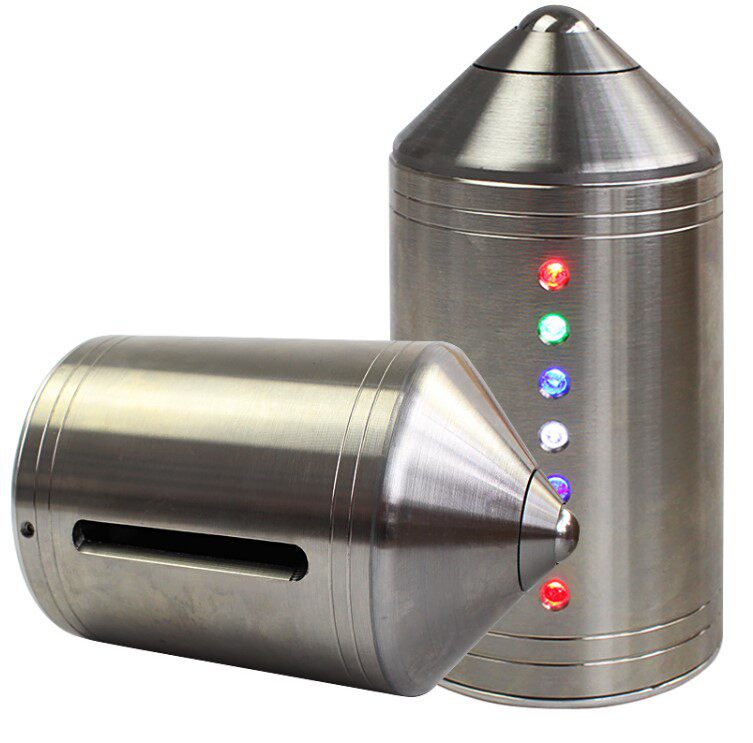 Metal Hump Lumps Screw Stainless Steel Embroidered Tug Tuo Tuo Ro Loci Cao Cao Cao Piro and Loco with music lamp