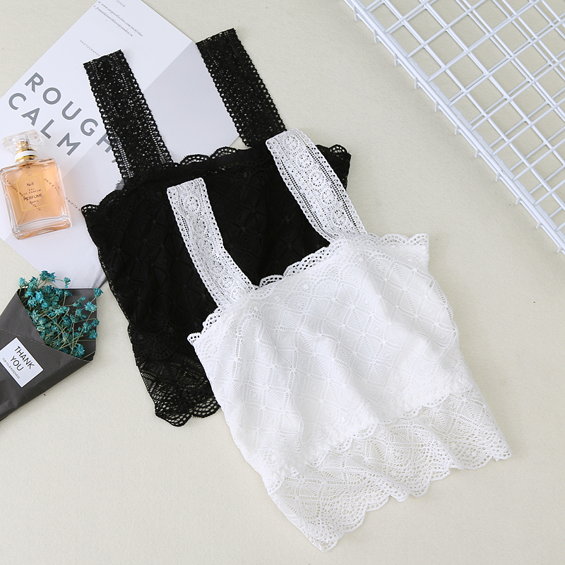 Line lace wiped the breast in summer anti-walking light white student wrapped the chest girl in the bottom of the underwear short