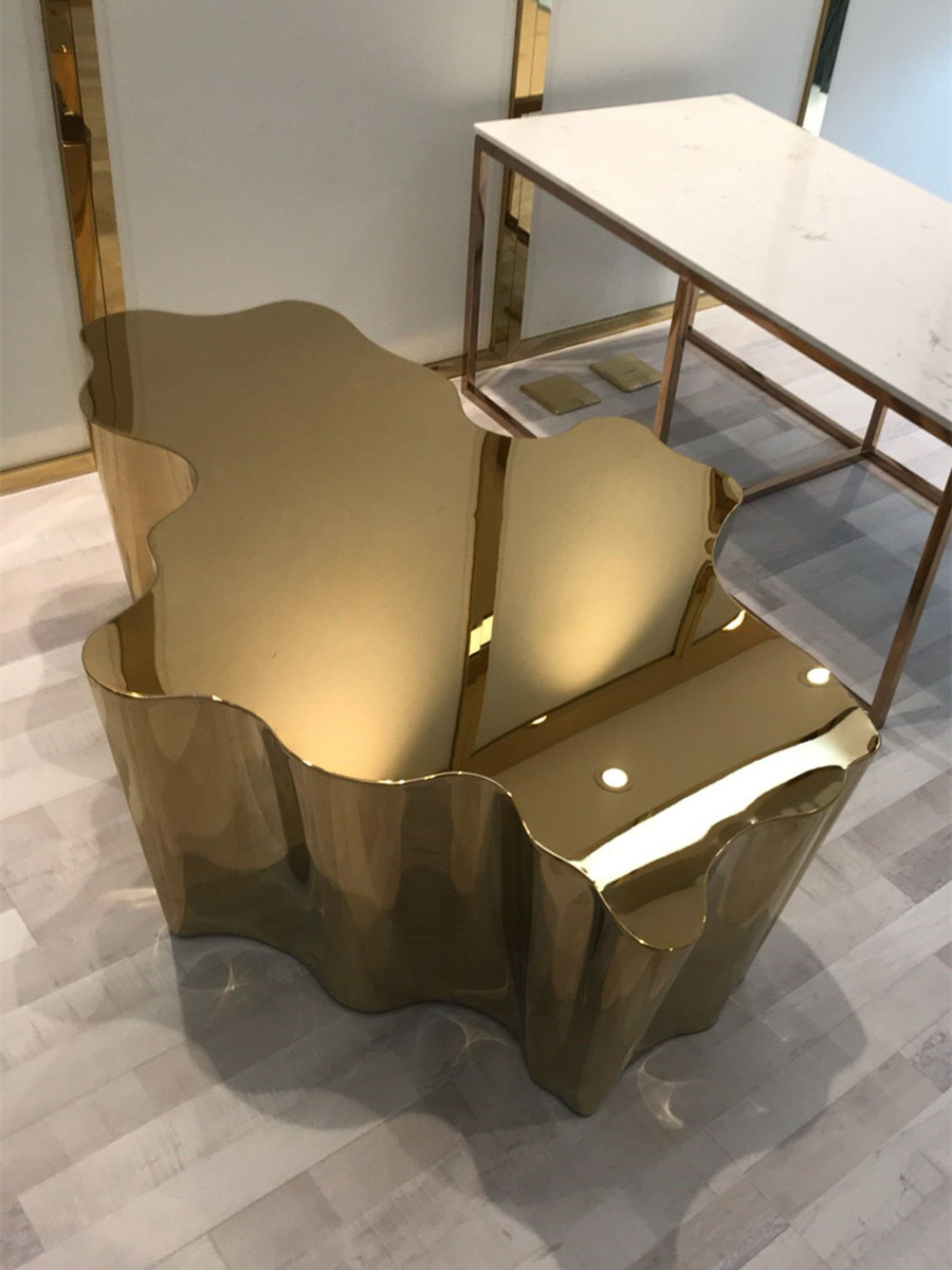 Special Creative Stainless Steel Tea Table Minima Living Room Irregular Coffee Table Tree Root Shape Luxurious Port Style Light Lavish Furniture