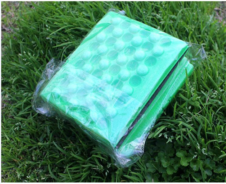 Ngoài trời di động gấp đệm leo núi chống ẩm nhỏ đệm lĩnh vực đệm cỏ đệm công viên đệm cắm trại giảm giá 40% - Thảm chống ẩm / Mat / Gối miếng xốp lót sàn cho bé