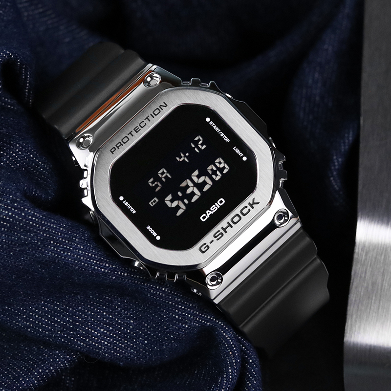 Casio G-Shock Metal Block Steel Heart Gm-5600U-1/Ub-1 Retro Sports Watch for Men and Women