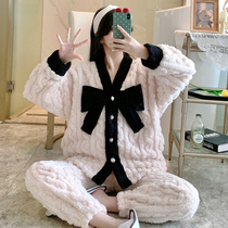 Belong to your white Moonlight ~ Delicate With Pint Coral Suede Pajamas Woman Autumn Winter Thickened Small Scent Wind Warm Suit