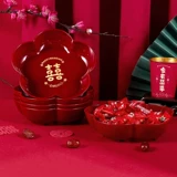 Свадебная фруктовая тарелка красная свадьба Привет, празднуйте красную счастливую тарелку домашнюю гостиную, кофейный столик, пластиковый конфеты, высушенные фрукты, сопровождающие, сопровождающие