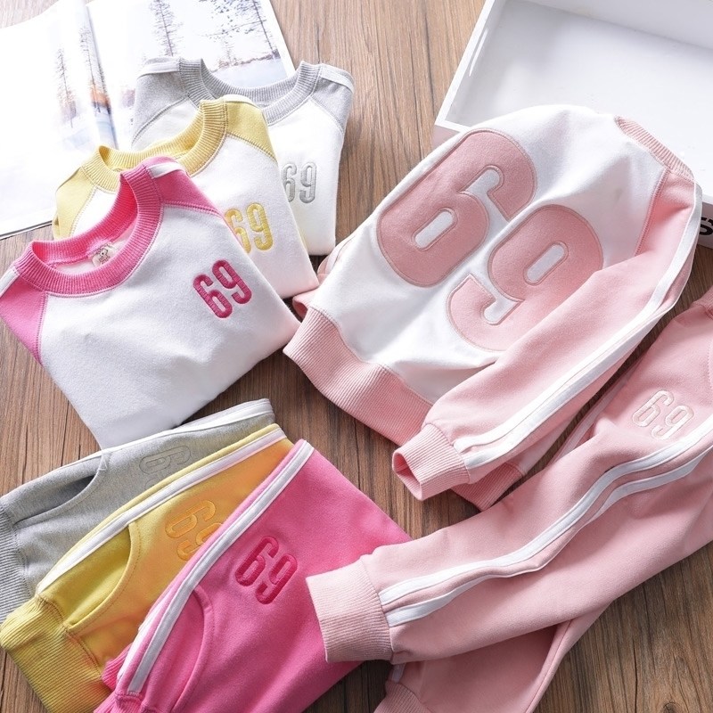 Female baby sports suit Casual Children's two-piece set Children's fashion letter thick cotton T trousers Girl girl suit