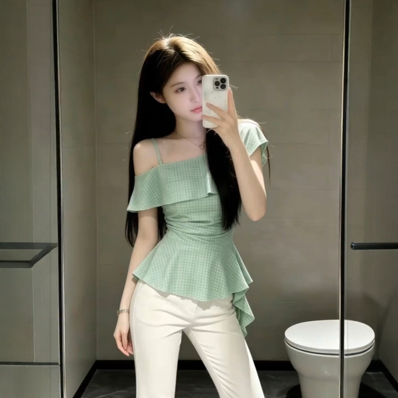 Green Asymmetrical Ruffled Shoulder Shirt for Women, New Summer Design, Stylish Waist-Cinching Top, Stunning and Unique Outfit Green Asymmetrical Ruffled Shoulder Shirt for Women, New Summer Design, Stylish Waist-Cinching Top, Stunning and Unique Outfit