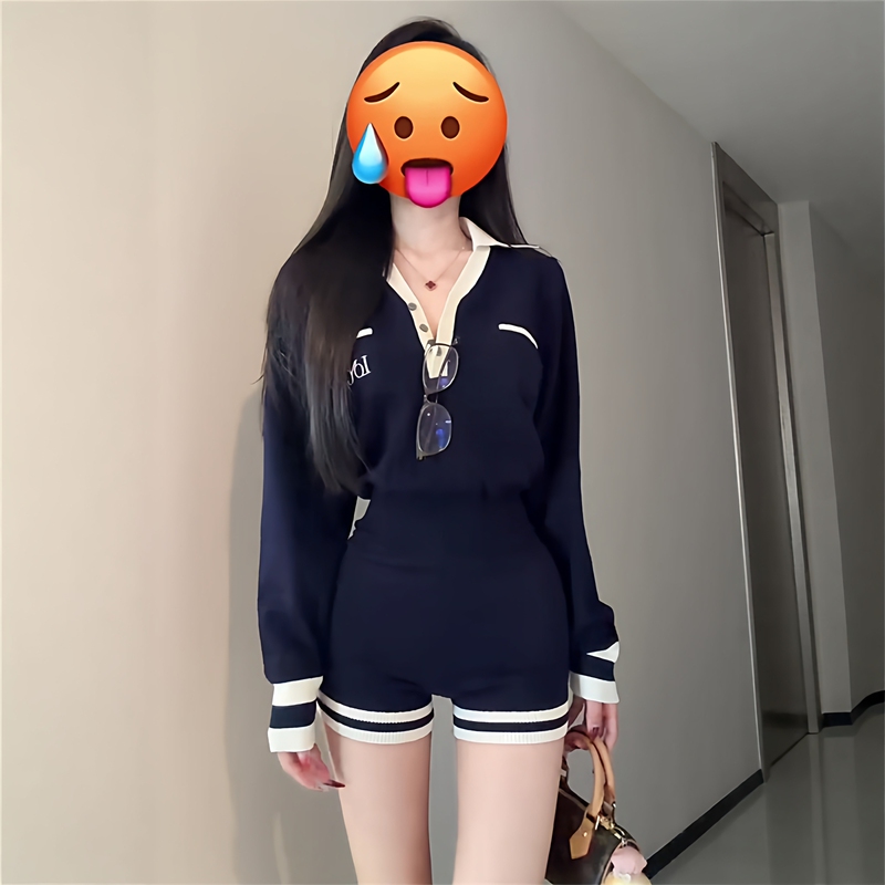 American-Style Spicy Girl Color-Block Polo Collar Pullover Sweater and High-Waisted Shorts Two-Piece Set for Women, New Spring Fashion Outfit