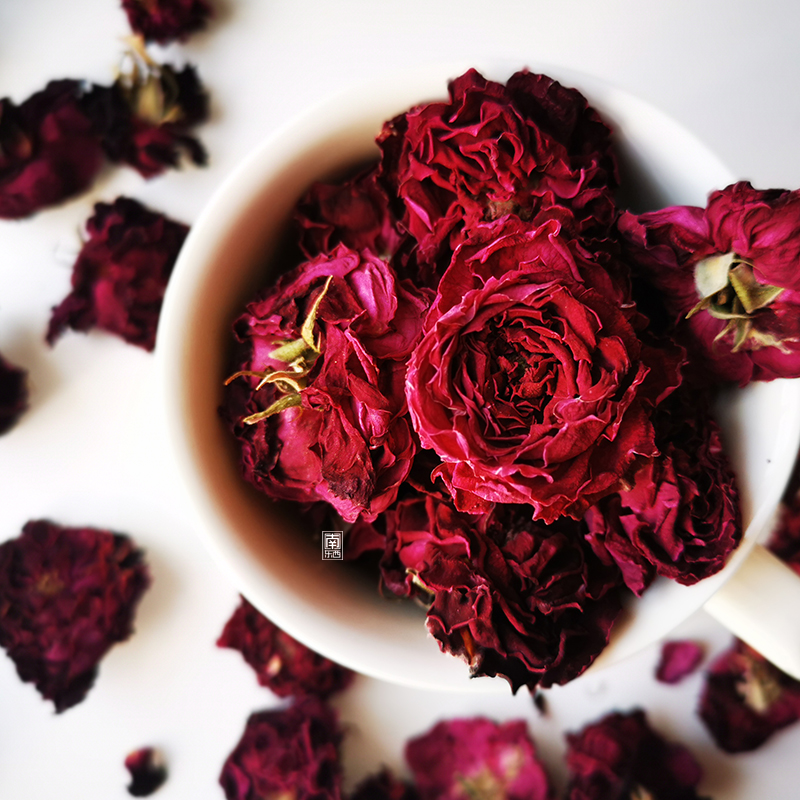 South East Yunnan Edible Yunnan Red Heavy Petal Rose Flower Crown Tea Whole tea to be taken off natural airing 20g Buy 3 Fat 4