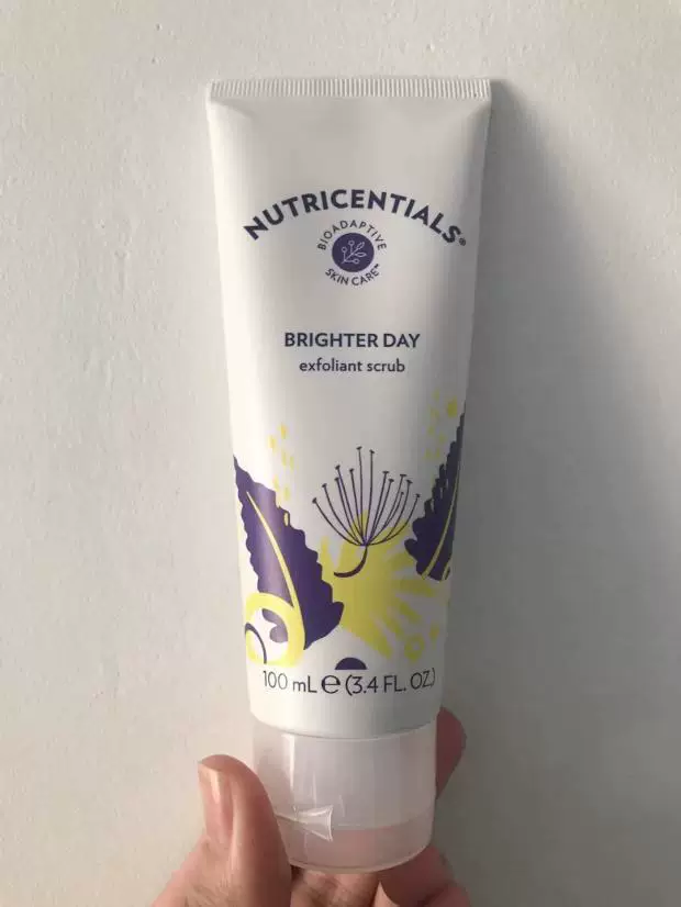 Пилинг-скраб Nuskin, exfoliating scrub, США, сужает поры