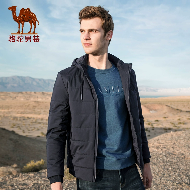 Quần áo nam giới Camel 2018 mùa thu và mùa đông mới có thể tháo rời mũ quần áo cotton của nam giới Hàn Quốc áo khoác ấm màu chần bông - Bông