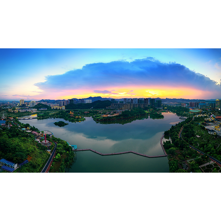 Original Aerial Photography of City Scenery - Rose Lake Park at Sunset (1 Photo) High-Resolution Panoramic Photography Composite