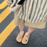 Персонализированные женские сабо для родителей и детей с геометрической пряжкой в ​​виде цветка любви, универсальная летняя верхняя одежда, сандалии с полым носком, защищающие от запаха eva.