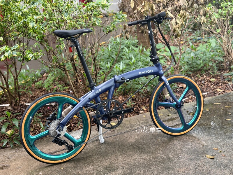 Dahon 20inch P10 Ultra-Light Variable-Speed Folding Bike 10-Speed Unisex Bicycle Paa003 Matte Blue Cat Dahon 20inch P10 Ultra-Light Variable-Speed Folding Bike 10-Speed Unisex Bicycle Paa003 Matte Blue Cat