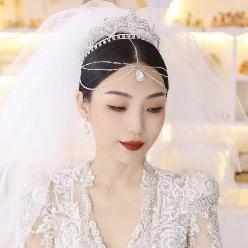 Bride's Wedding Crown Headpiece for Photography, Travel Photoshoot Styling, Internet Celebrity Crystal Forehead Ornament, Brow Pendant, Head Chain Accessories Bride's Wedding Crown Headpiece for Photography, Travel Photoshoot Styling, Internet Celebrity Crystal Forehead Ornament, Brow Pendant, Head Chain Accessories