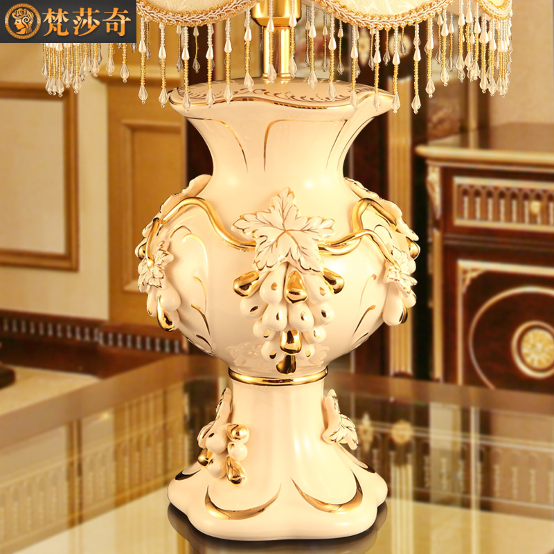 Vatican Sally, European - style key-2 luxury furnishing articles sitting room tea table grapes practical household ceramics decoration wedding gifts gifts