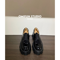 (rice) Liu Wen same leather thick bottom muffin single shoes women patent leather British college style black shoes