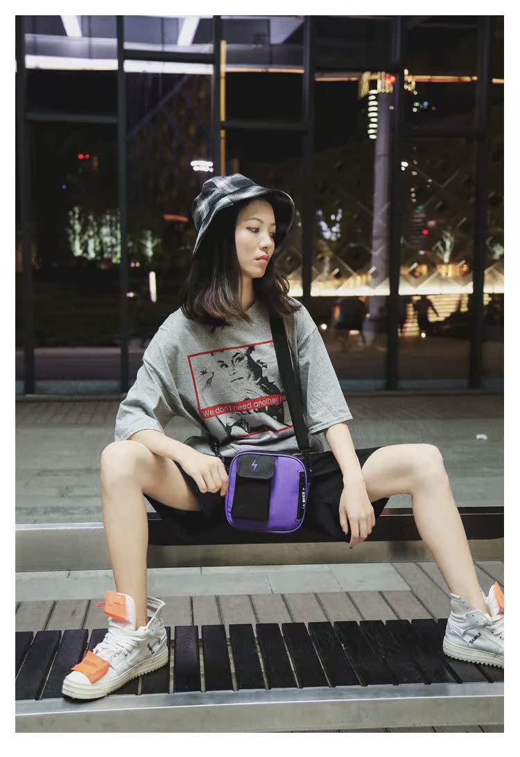 Túi đeo chéo vai nhỏ nam túi nhỏ túi nhỏ điện thoại di động túi xách ba lô giản dị nữ thủy triều di túi hip hop túi nam