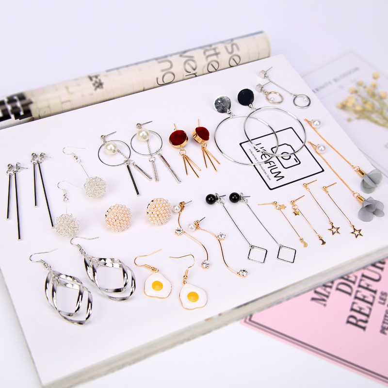 Harajuku net hiphop earrings femininity Korean wild Joker Di round long earrings earrings earrings