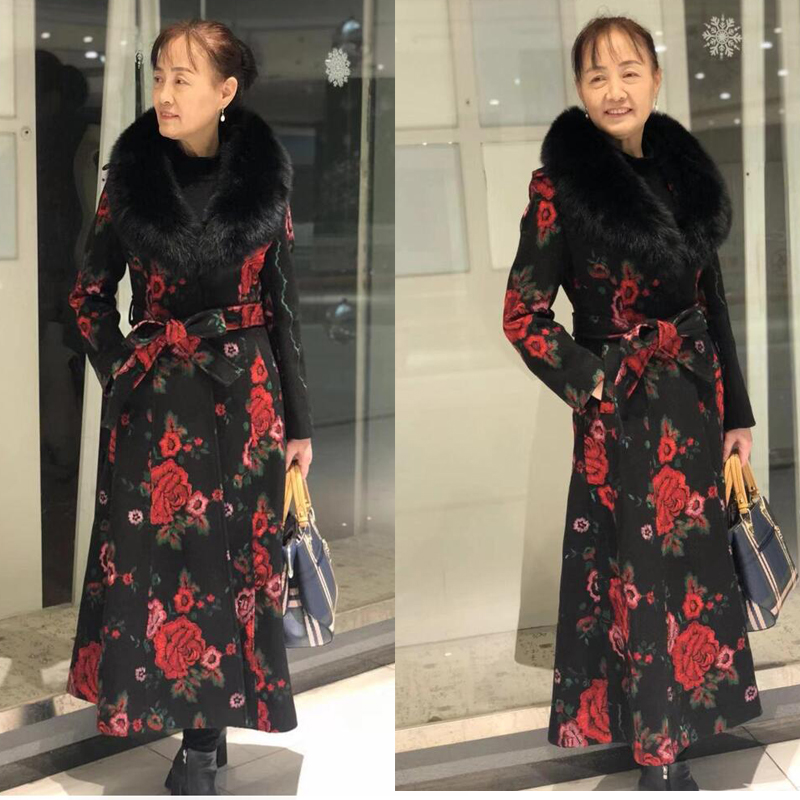 Mới retro nặng thêu thêu áo khoác lông cáo cáo lông cỏ cổ áo nữ dài phần mỏng là áo len mỏng eo áo dạ nữ ngắn