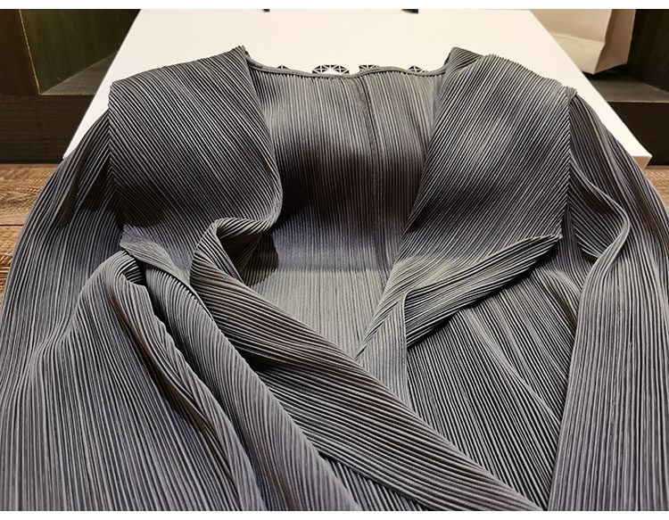 Áo cardigan nữ ngắn xếp ly 2022 dáng suông tay lỡ, phối khuy trước, tôn dáng — Tím hoa cà, Màu xanh da trời, Màu xanh lam, Màu xanh nước hồ chi tiết 37