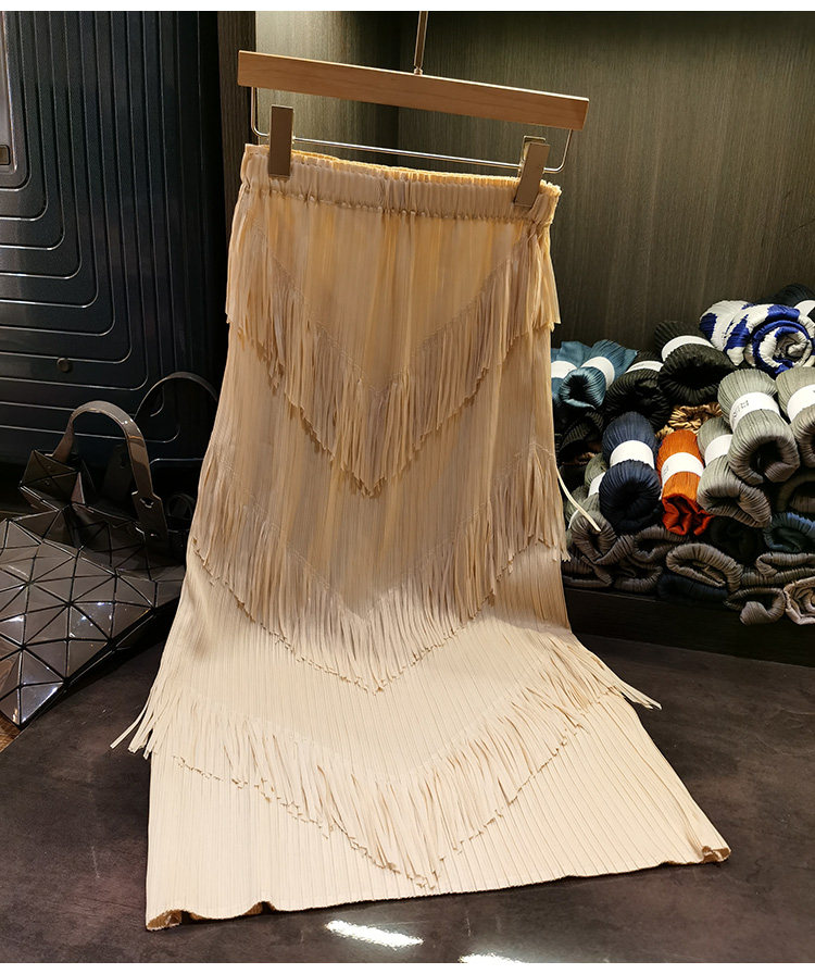 Váy dài nữ trơn nhiều lớp tua rua lưng thun xếp li mùa hè — Màu đen, Màu đỏ hoa hồng, Màu hồng, Màu xanh đậm chi tiết 16