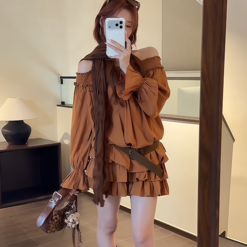 Melard Style Women's Suit 2026 Autumn New Ribbon Off-Shoulder Shirt High-Waisted Tiered Skirt Short Skirt Two-Piece Set