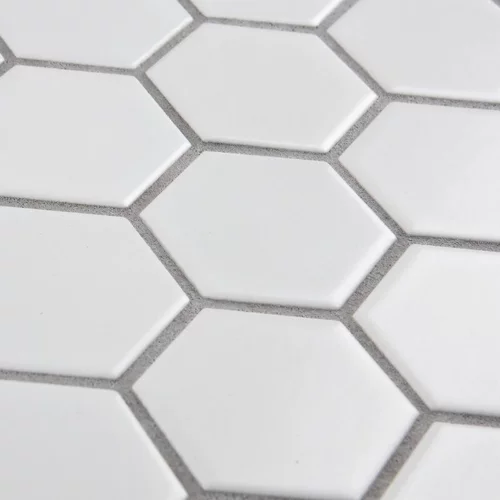 Белая керамическая мозаика, шестиугольные нескользящие накладки на углы, скандинавский стиль