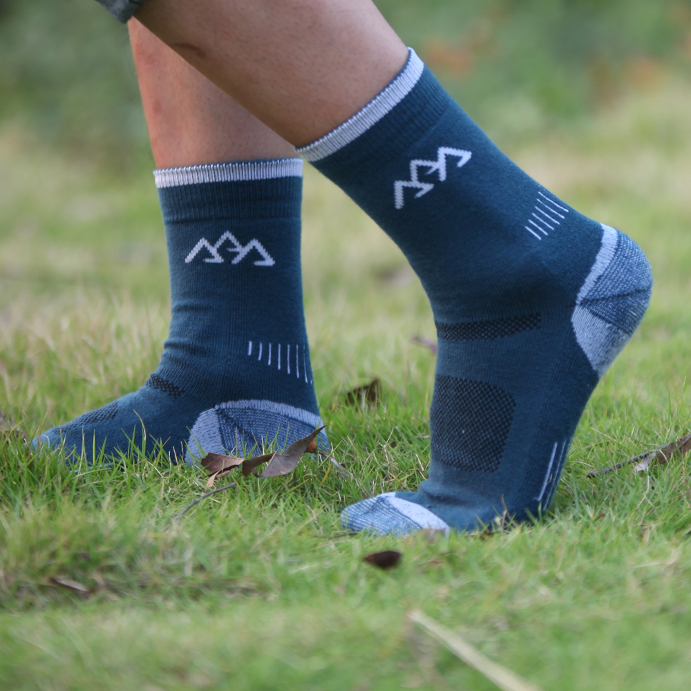 (daily special price) Beautiful Nowool Sox hiking outdoor warm socks male and female thickened midcylinder woolen socks