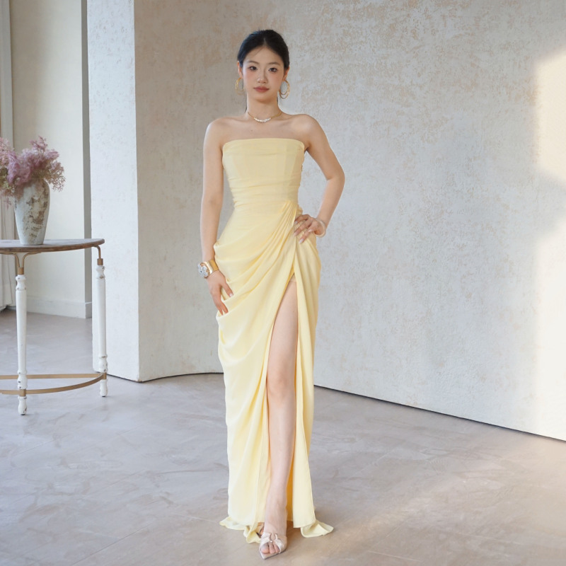 Dana Yellow Strapless Dress, Elegant Socialite Style, Fishbone Waist-Cinching, Slimming Long Dress, Off-Shoulder Sleeveless Dress Dana Yellow Strapless Dress, Elegant Socialite Style, Fishbone Waist-Cinching, Slimming Long Dress, Off-Shoulder Sleeveless Dress
