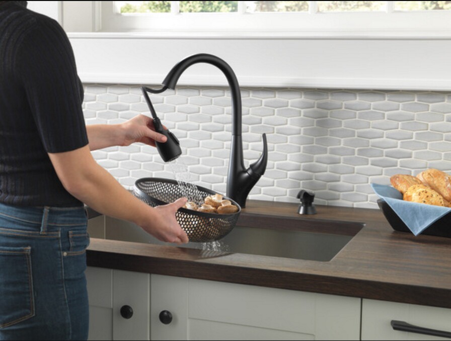 DELTA-Delta got to import smart home smart touch cramp kitchen tap Black Storm hits