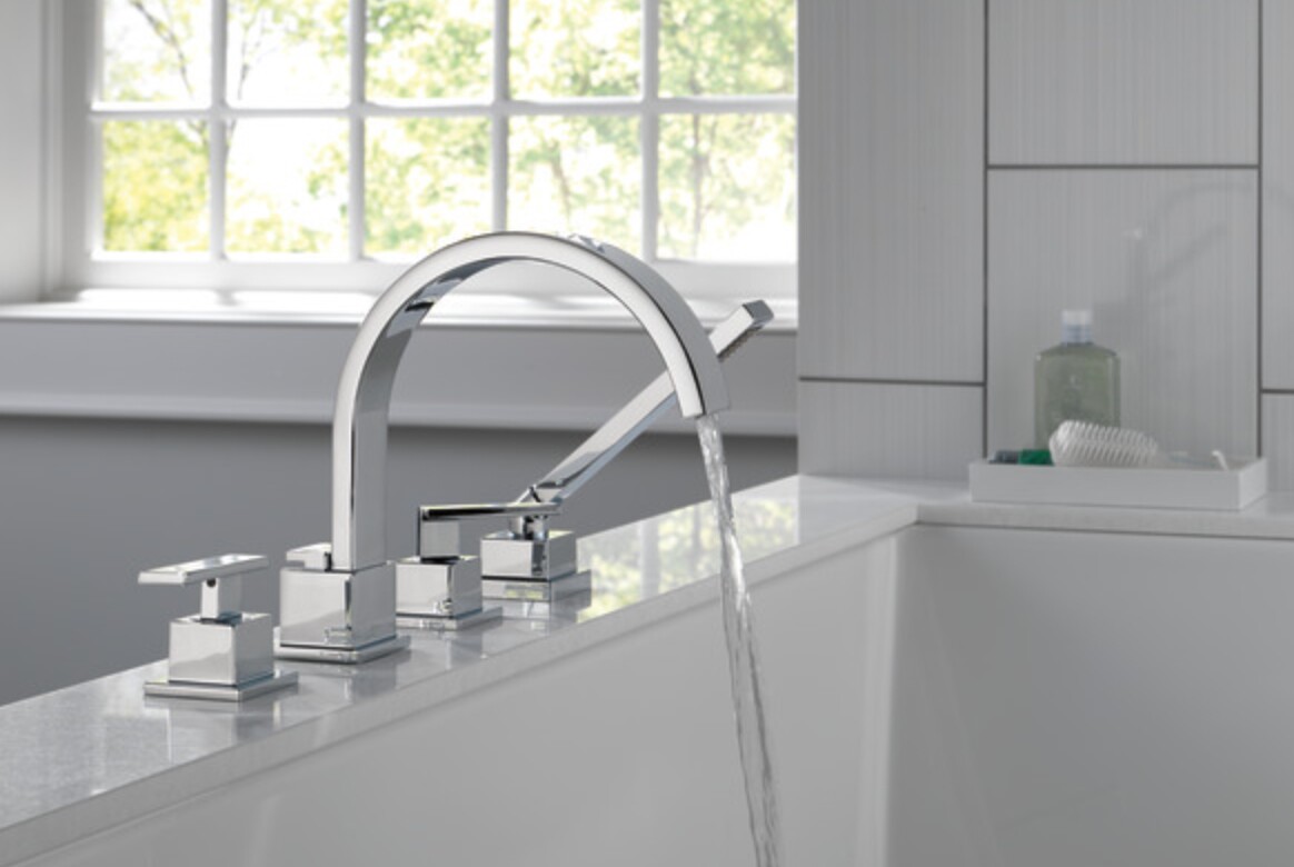 DELTA got to the Dadeja import VERO series bathtub side cylinder tap T4753