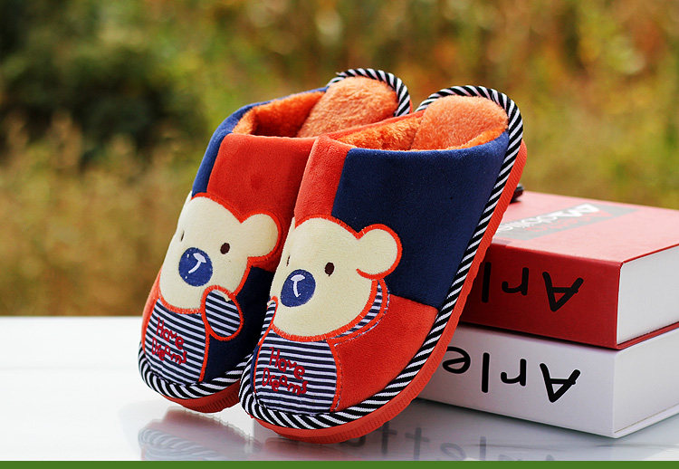 Pantoufles enfants en suède pour hiver - semelle caoutchouc - Ref 1009806 Image 63