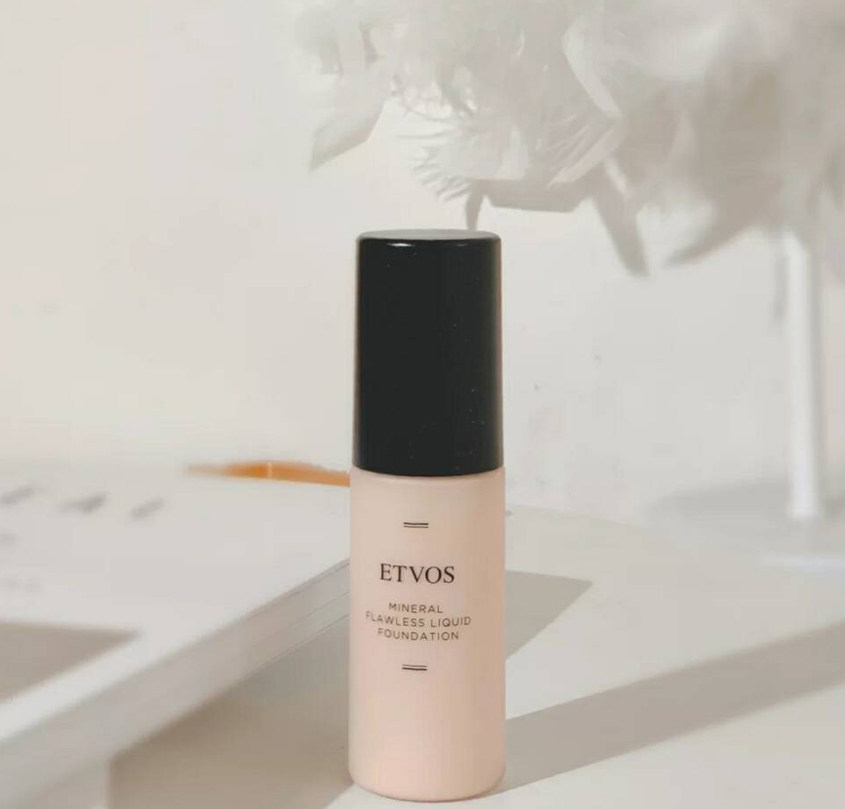Japan native ETVOS natural mineral foundation flawless ceramic sensitive skin pregnant women can be used clear nude makeup
