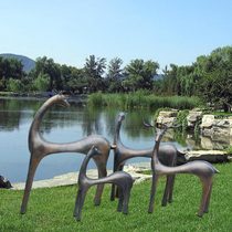Outdoor FRP imitation copper deer sculpture animal fawn sculpture Villa green garden abstract fawn sculpture ornaments
