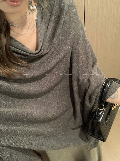 Lili Miss Lili Classic Ball Gown Spring/Summer Lazy Style Relaxed Knitted Cape Old Money Style Shawl