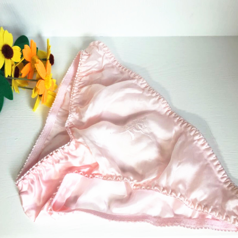 Cửa hàng thị trấn kho báu quần lót lụa nữ 100% lụa tam giác tóm tắt eo thấp đồ lót sexy chăm sóc sức khỏe quần lót cạp thấp