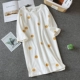 Váy ngủ mùa hè cotton tinh khiết ngắn tay váy ở nhà của phụ nữ cotton cổ tròn áo pull giản dị hoạt hình rời kích thước lớn có thể được mặc bên ngoài - Đêm đầm