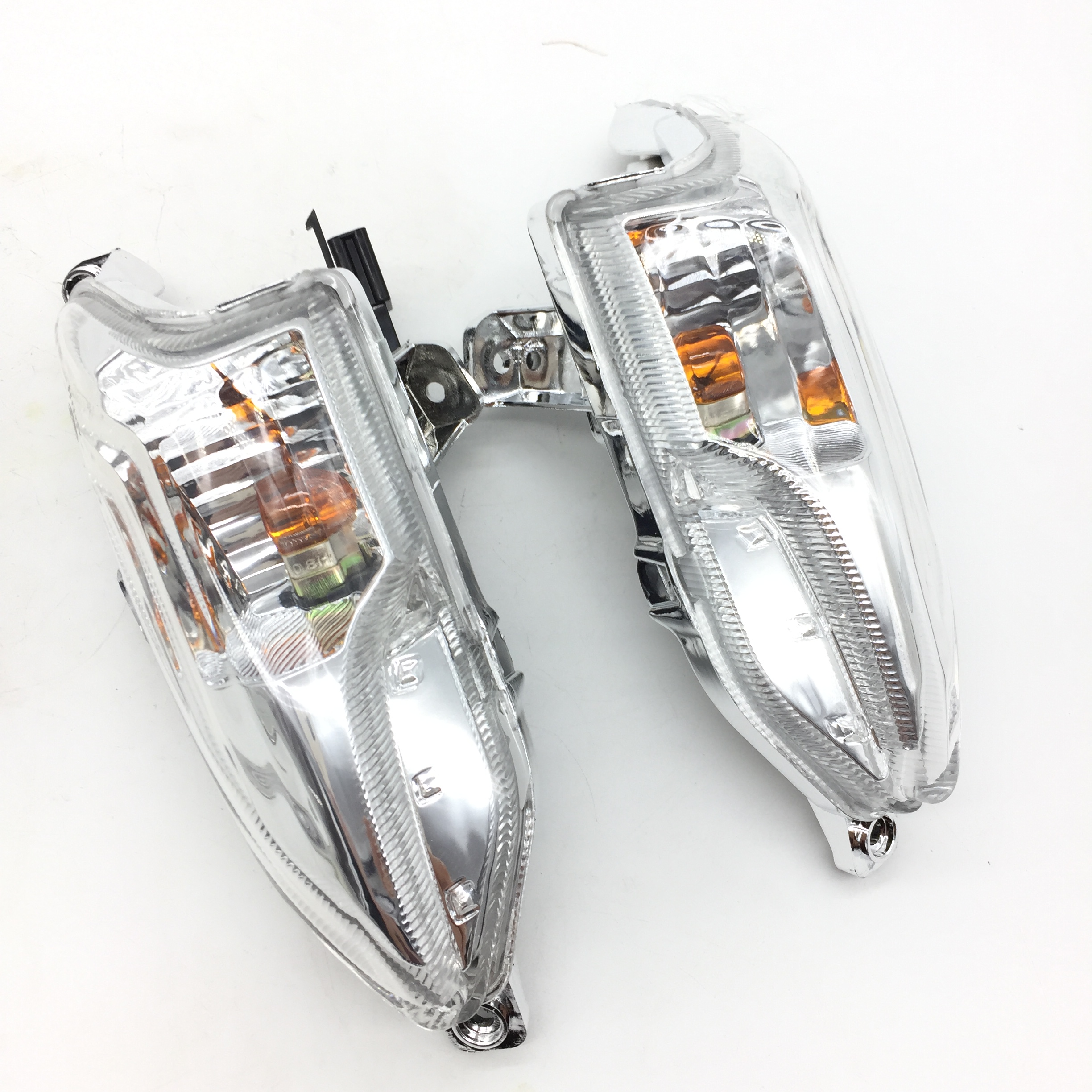 Applicable luxury locomotive VM100 HJ100T-5 front left and right original loading direction lamp direction light turn light assembly