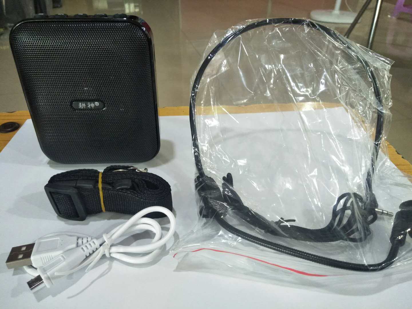 Gengshen U-101 loudspeaker function full with Bluetooth teacher tour guide promotion lightweight portable high-power loudspeaker