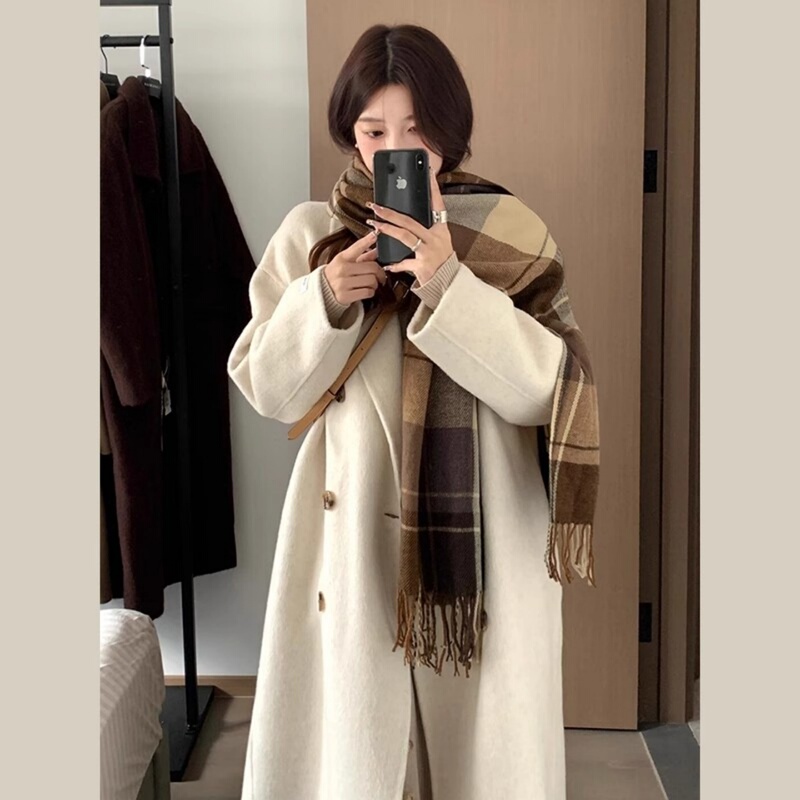 High-End White Wool Cashmere Coat for Women 2025 New Autumn and Winter Thickened Petite Woolen Coat High-End White Wool Cashmere Coat for Women 2025 New Autumn and Winter Thickened Petite Woolen Coat