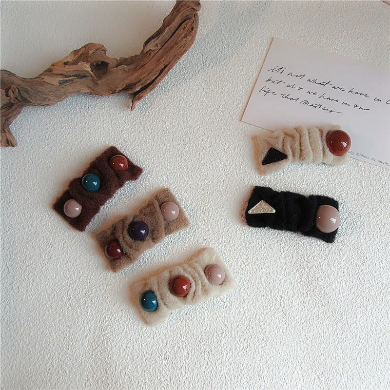 Autumn and winter new woolen Pearl geometric square hairpin wholesalepicture5