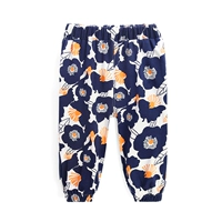 Большой черный цветок