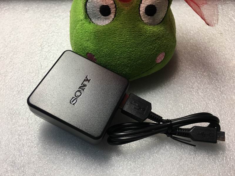 Sony Bluetooth wireless headphones MDR-XB80BS MDR-XB80BS XB650BT XB50BS XB50BS charger data line