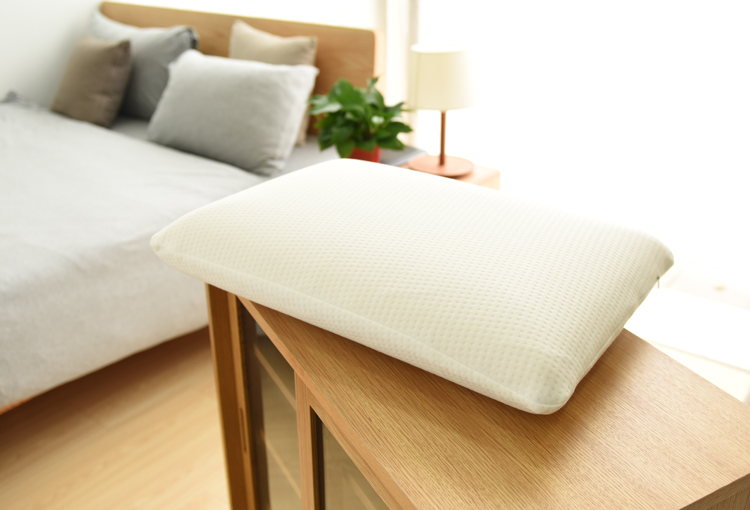 Hồi phục thấp MUJI gối bánh mì gối cổ chậm phục hồi gối cao su polyurethane gối bộ nhớ gối kim đan