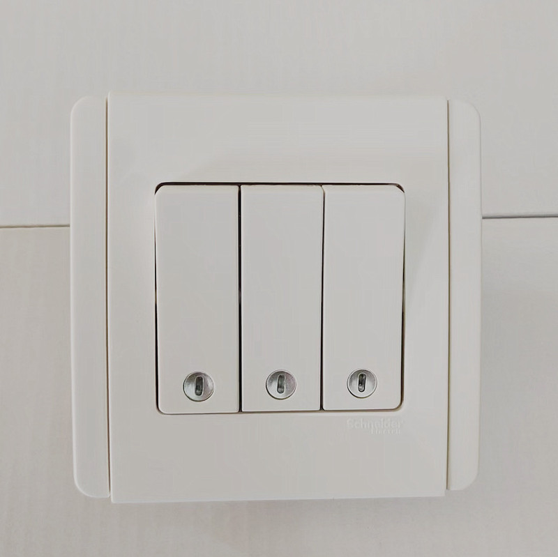 Schneider E3000 White Vertical Single 1-Gang 2-Gang 3-Gang Single Control Switch with Led Indicator Light